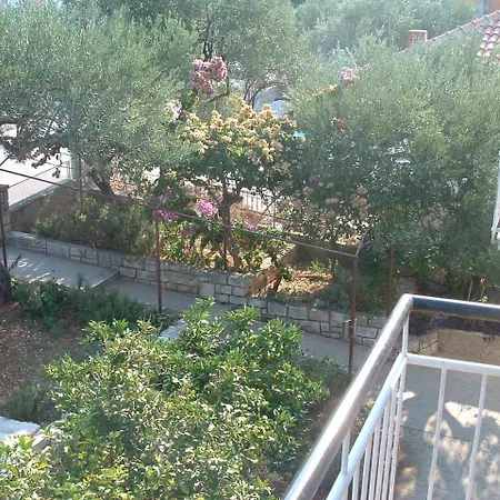 - 50m From Beach; Apartment *