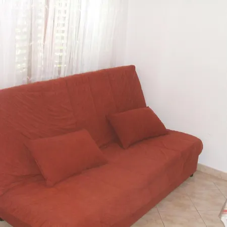 Apartments Mer Apartment Postira