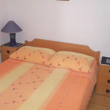 Apartments Mer * Postira